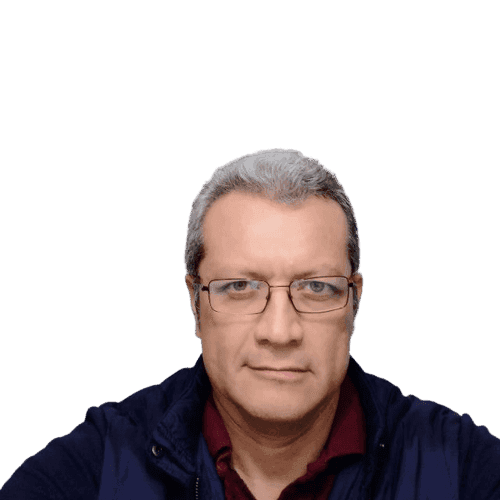 Manuel Alejandro Vivas Riverol, autor del curso